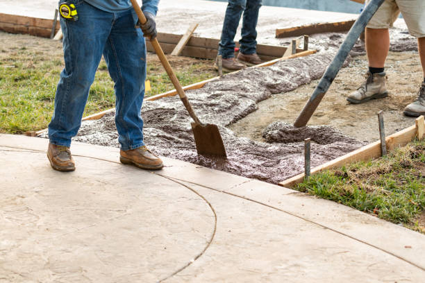 Best Custom Concrete Contractor  in Sauk Vlage, IL